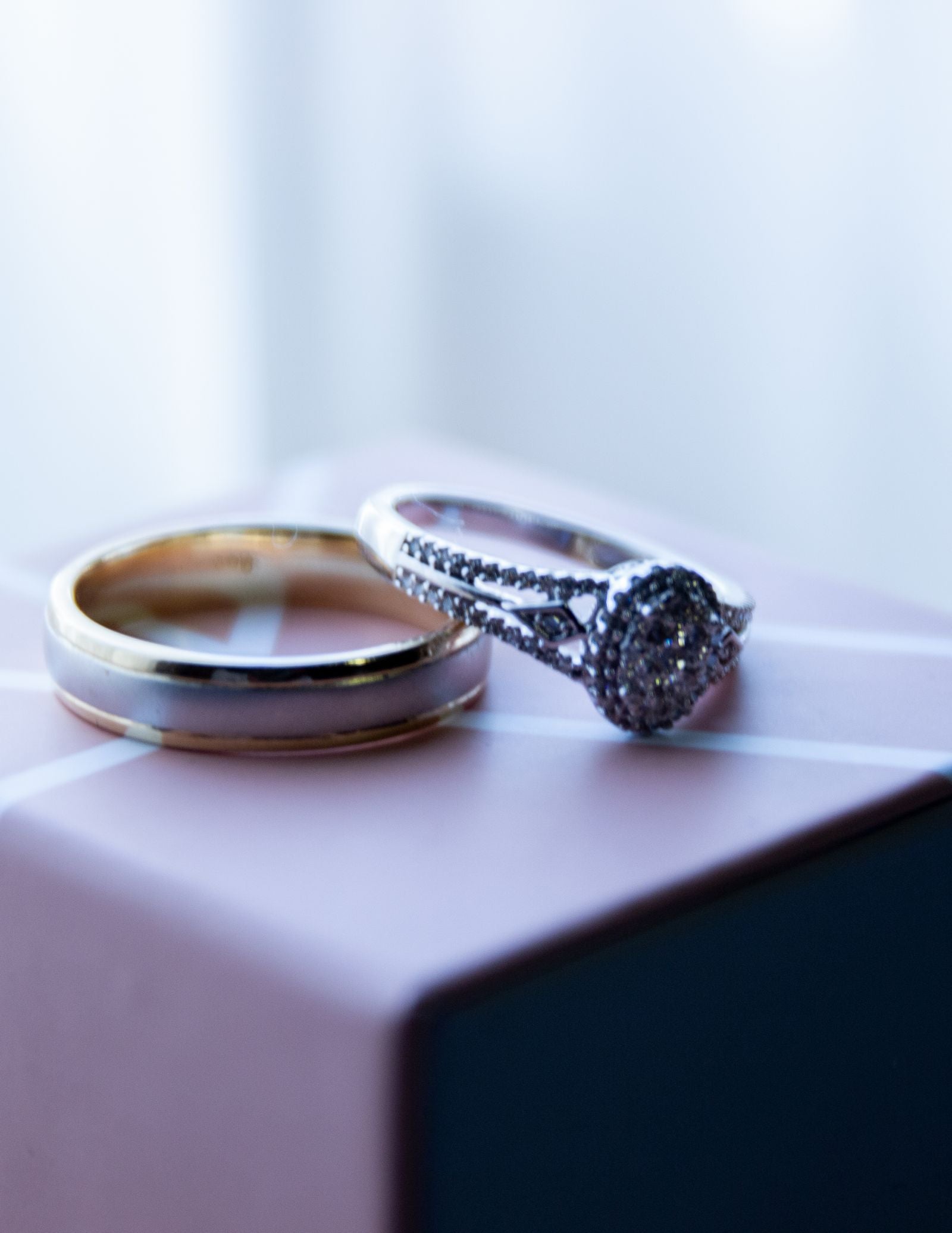 Luxe Three-Stone Diamond Ring - Babe Carat preview product image 2